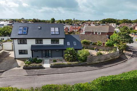 Spring Road, Lymington, SO41