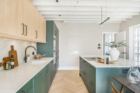 undefined, Thornton Road, Wimbledon SW19