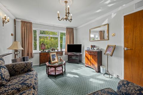 undefined, Hillside Crescent, Weldon, NN17