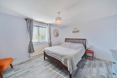 3 Stonecroft Close, Bishops Cleeve, Cheltenham, GL52 8SW