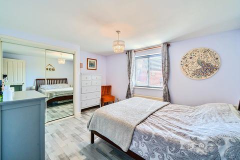 3 Stonecroft Close, Bishops Cleeve, Cheltenham, GL52 8SW