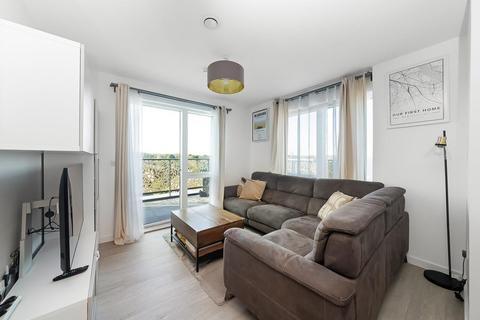 3 bedroom flat for sale, Pomeroy Street, New Cross, London, SE14