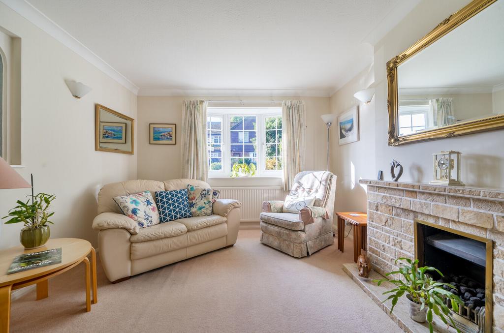 1354926-4-68cd1ca...