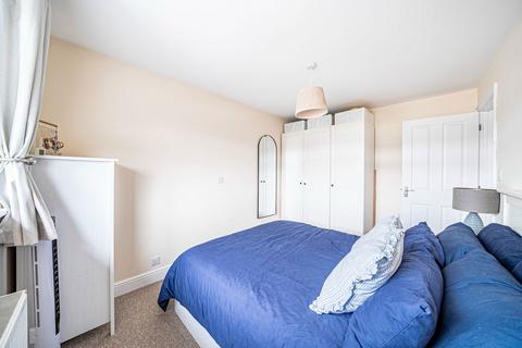 4a Lyde Close, Oakley, Basingstoke, RG23 7AW
