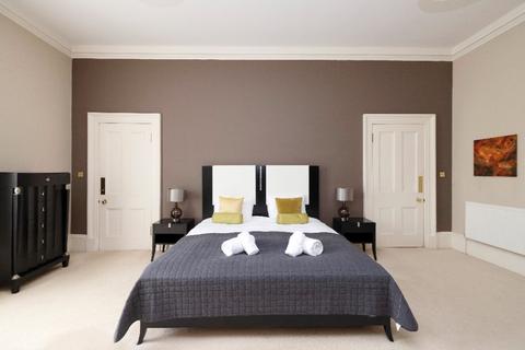 undefined, Rutland Square, West End, Edinburgh, EH1