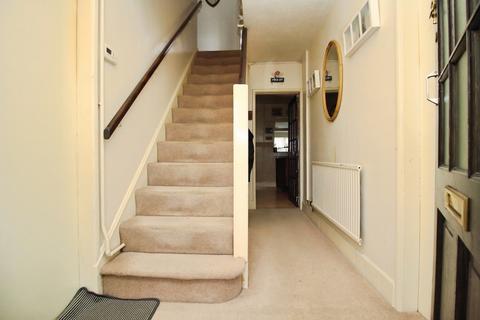 4 bedroom semi-detached house for sale, Central Avenue, Syston, LE7