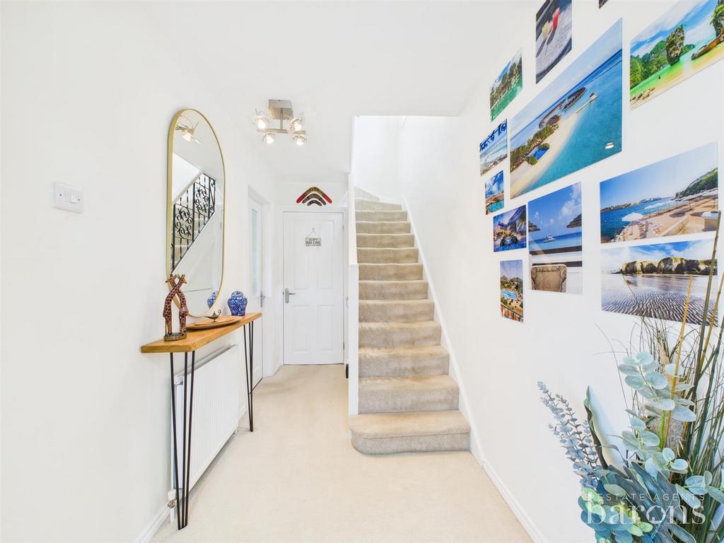 CAM05500 G0-PR0075-STILL016.jpg