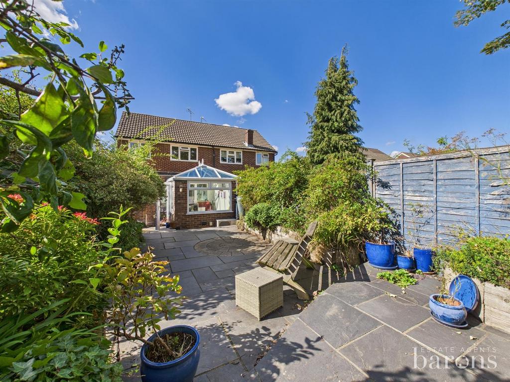 CAM05500 G0-PR0075-STILL015.jpg