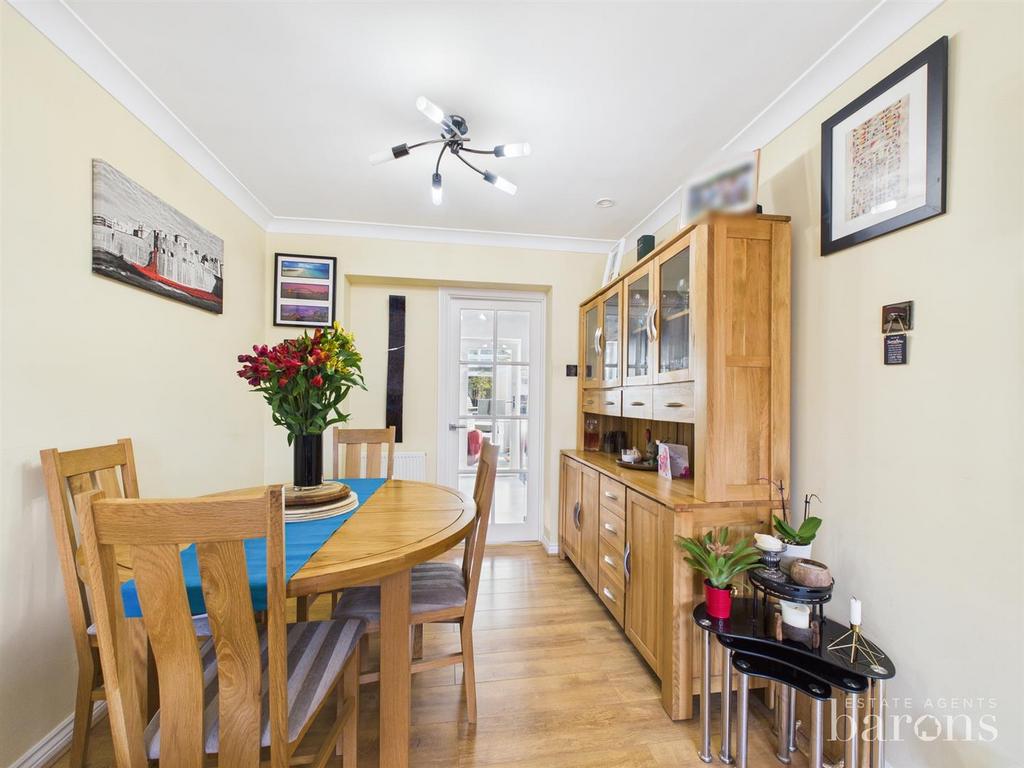 CAM05500 G0-PR0075-STILL002.jpg