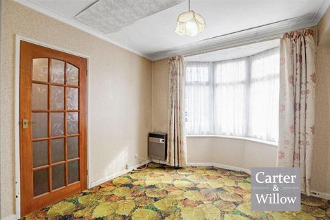 2 bedroom terraced house for sale, Gale Street, Dagenham, Essex
