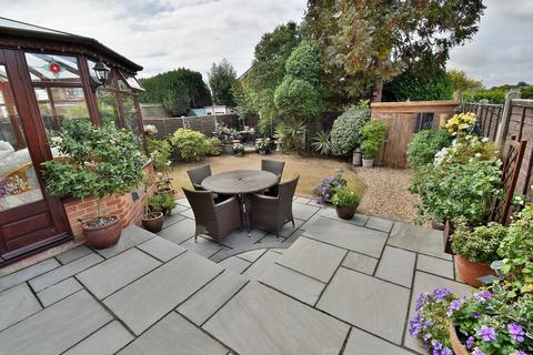 3 bedroom detached house for sale, Glenmoor Road, West Parley, Ferndown, BH22