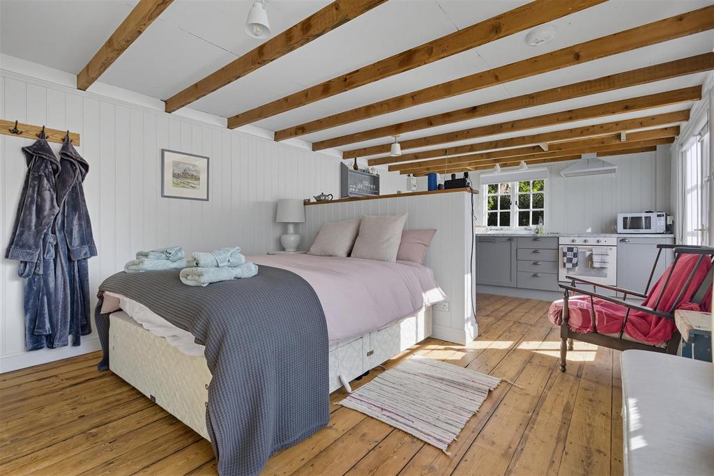 88 Southwold Road 35.jpg