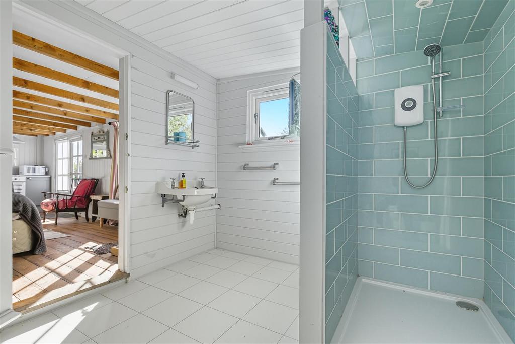 88 Southwold Road 37.jpg