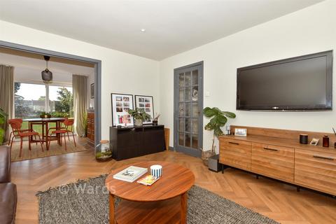 3 bedroom detached house for sale, Norrington Road, Maidstone, Kent