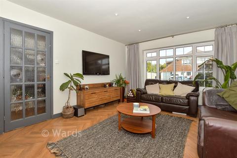 3 bedroom detached house for sale, Norrington Road, Maidstone ME15