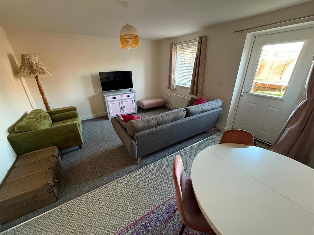 Lounge/dining room