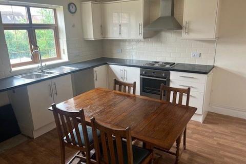 2 bedroom apartment to rent, Station Road, Ranskill, DN22 8LD