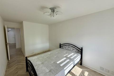 1 bedroom flat for sale, Nightingale Lodge, London W9