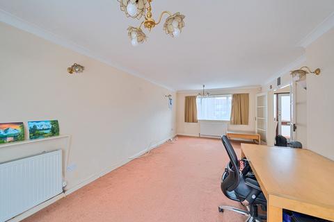 undefined, Stoneyfields Gardens, Edgware, HA8