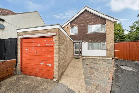3 bedroom house for sale, Stoneyfields Gardens, Edgware, HA8