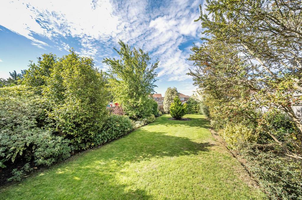 Davidson Frost-Wellings, DFW, Kynance Gardens, Sta