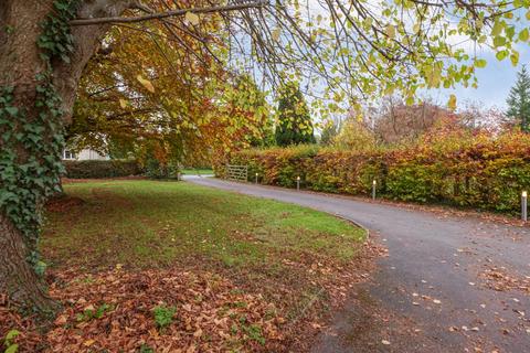 5 bedroom detached house for sale, Corbett Road,  Carterton,  Oxfordshire,  OX18