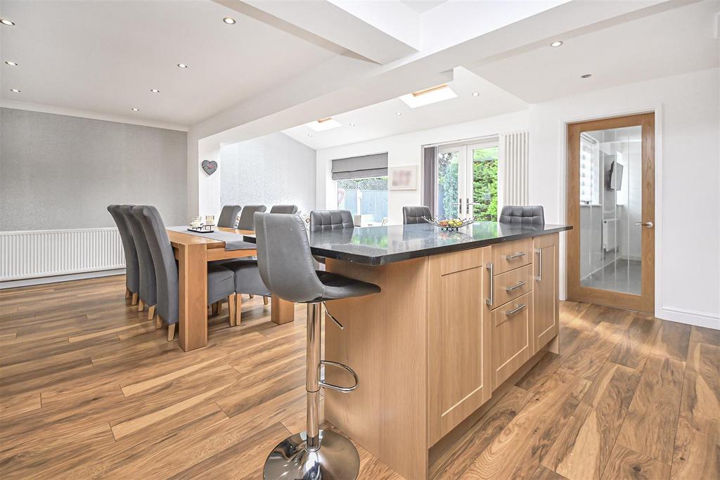 15 Broadwell Drive Family Room Kitchen (5).jpg