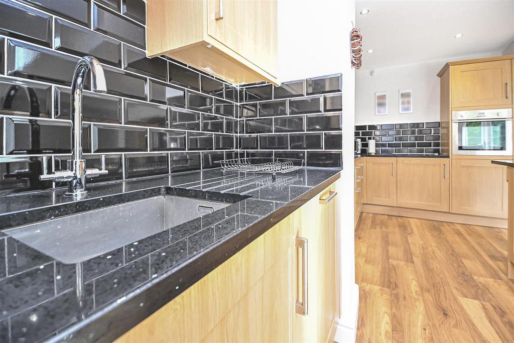 15 Broadwell Drive Family Room Kitchen (9).jpg