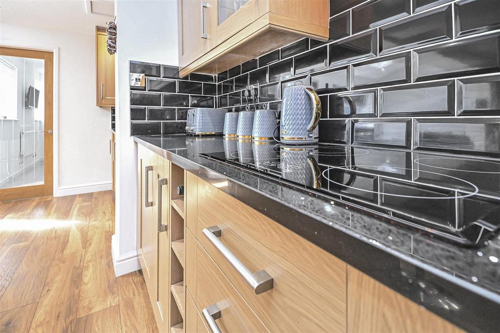 15 Broadwell Drive Family Room Kitchen (10).jpg