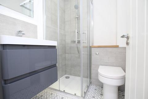 Studio to rent, Gloucester Road, Bristol BS7
