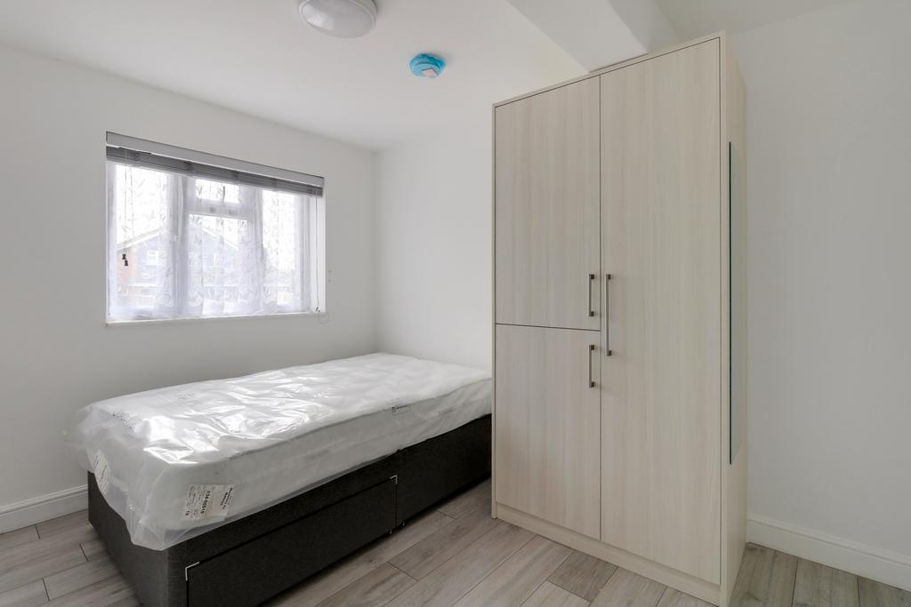Room 5