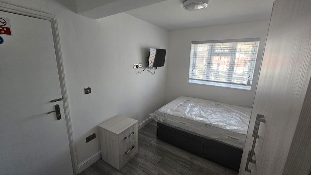 Room 5