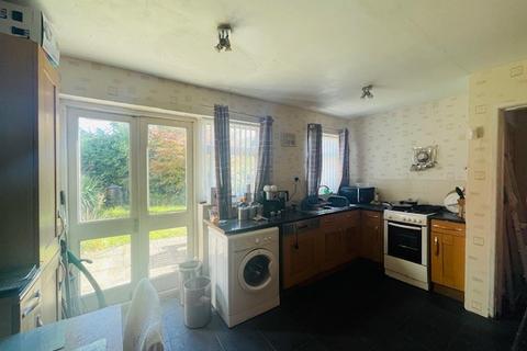 3 bedroom detached house for sale, Hardy Road, Wednesbury, WS10
