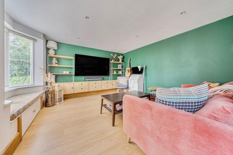 13a Anton Road, Andover, SP10 2EN