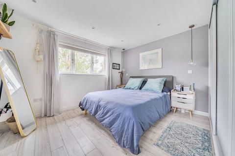 13a Anton Road, Andover, SP10 2EN