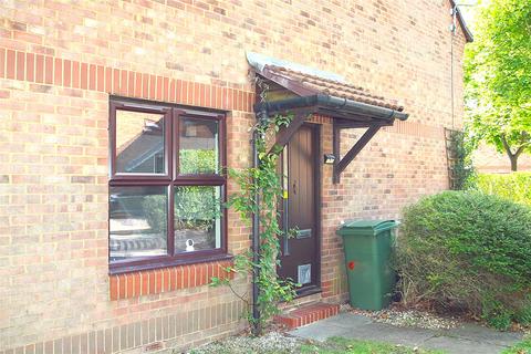 1 bedroom end of terrace house for sale, Fisher Close, Hersham, KT12