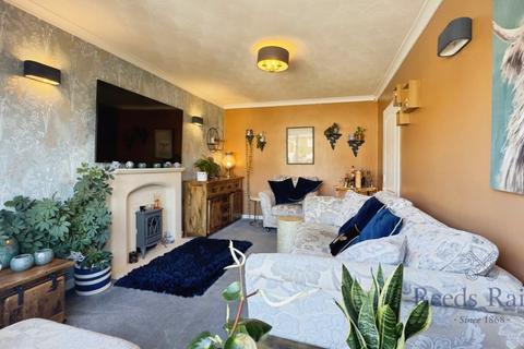 2 bedroom bungalow for sale, Irongate, Preston PR5