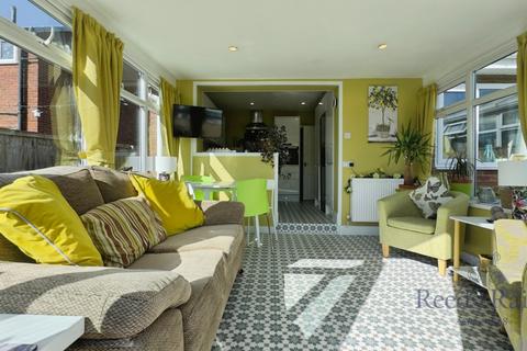 2 bedroom bungalow for sale, Irongate, Preston PR5