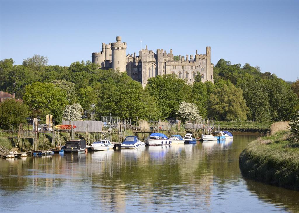 Arundel Castle &amp; River