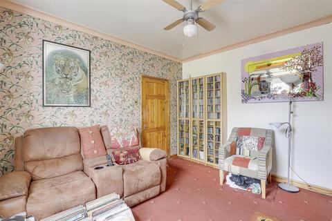 3 bedroom semi-detached house for sale, East Street, Long Eaton NG10