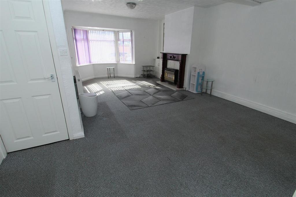 Lounge1.JPG