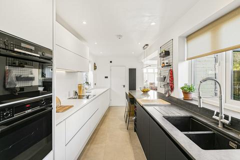 undefined, Green Lane, Sunbury-on-Thames, Surrey, TW16