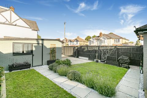 undefined, Green Lane, Sunbury-on-Thames, Surrey, TW16