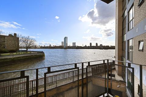 2 bedroom flat for sale - London E14