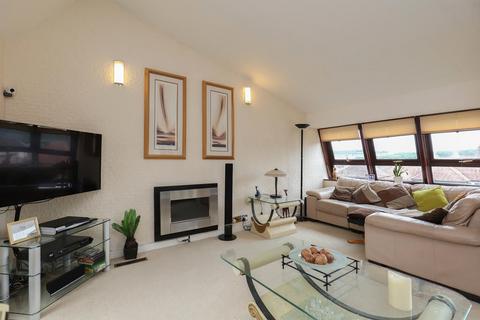 4 bedroom detached house for sale, Sunnyvale Avenue, Sheffield, S17