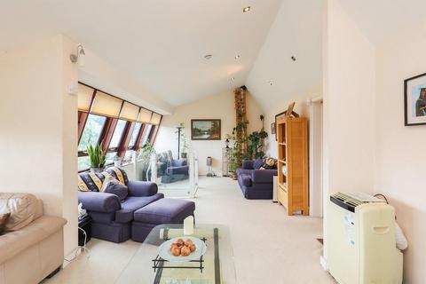 4 bedroom detached house for sale, Sunnyvale Avenue, Sheffield, S17