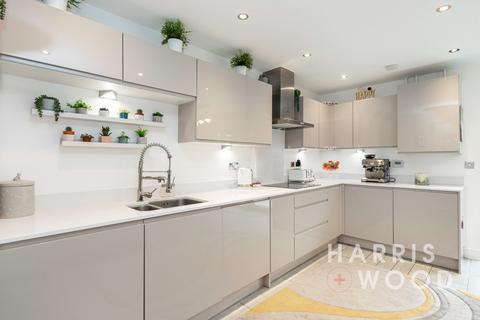 4 bedroom detached house for sale, Memorial Way, Colchester, Essex, CO4