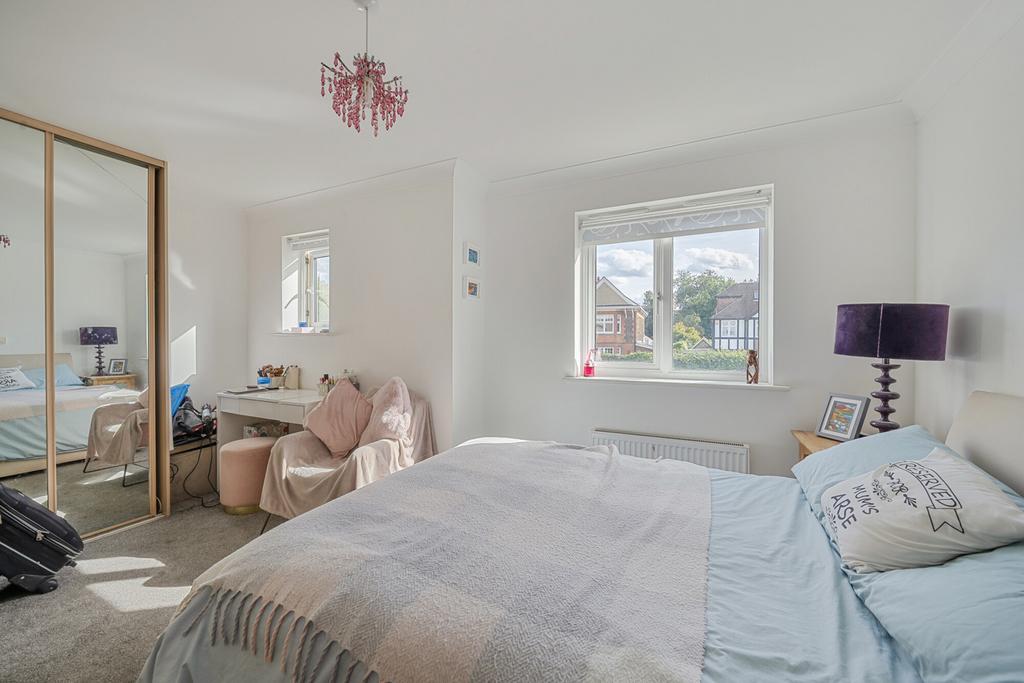 1356208-7-68c9b96...