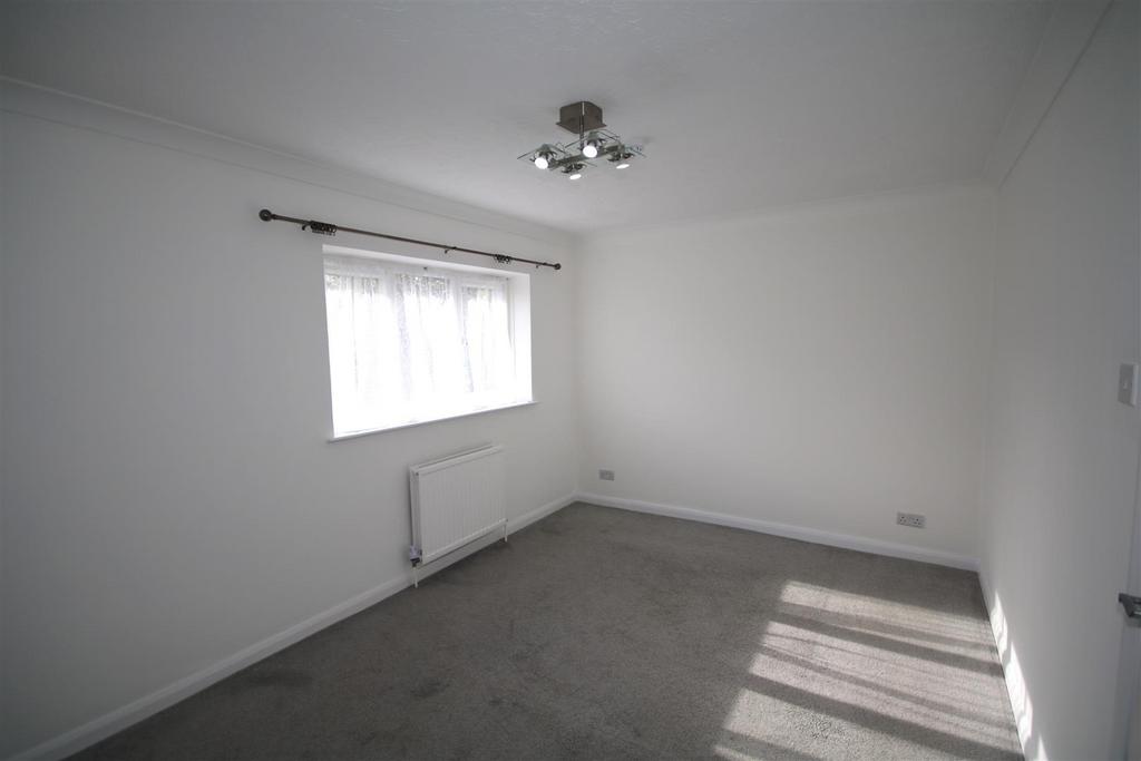 Bedroom 1a.JPG