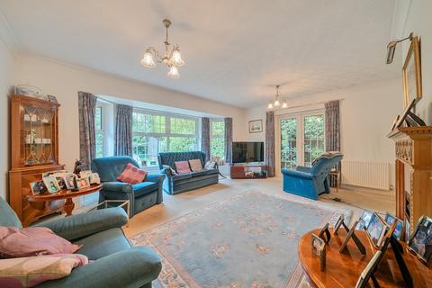3 bedroom bungalow for sale, Kimbers Drive, Burnham, Buckinghamshire, SL1